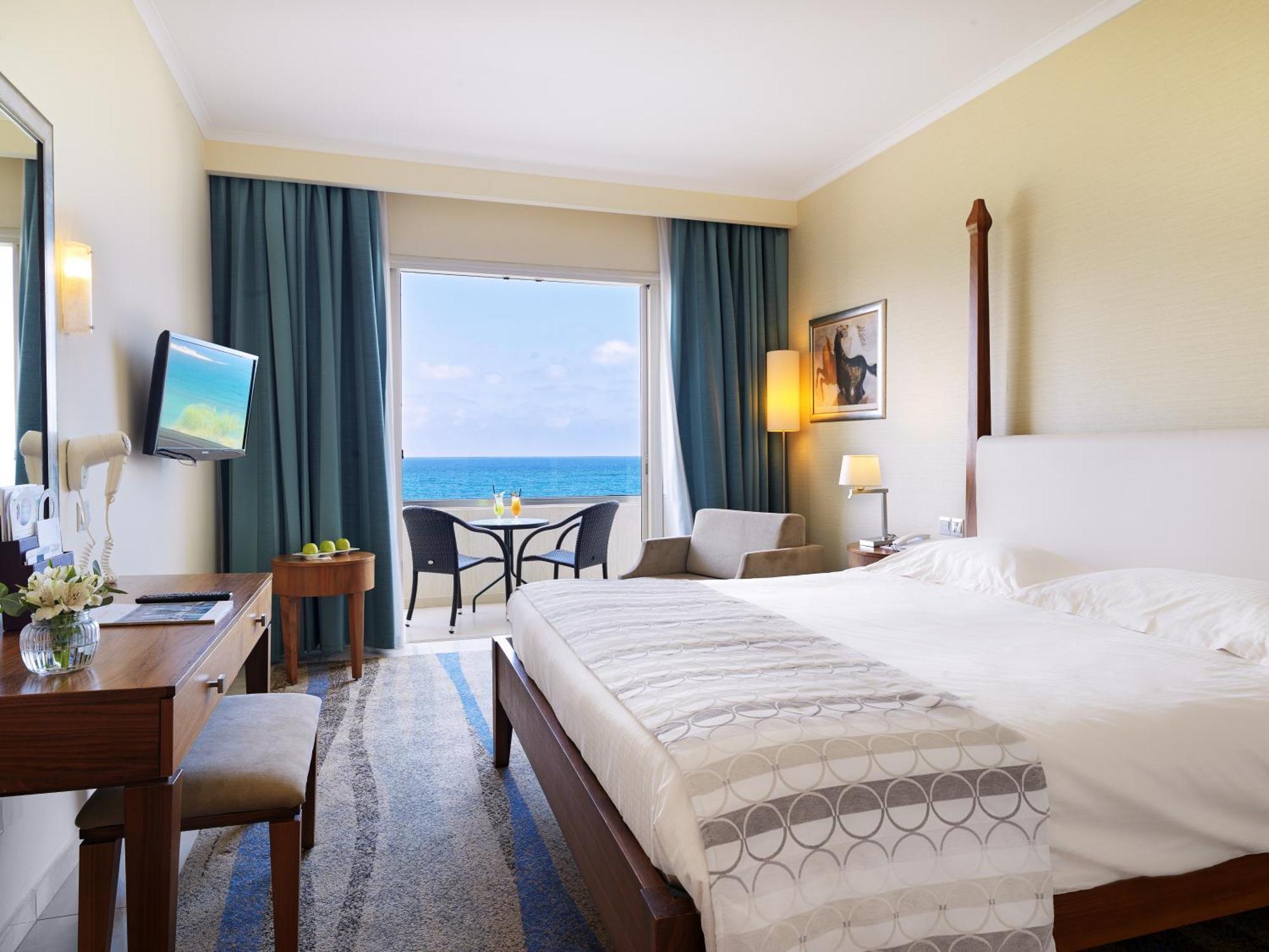 Single Room Front Sea View